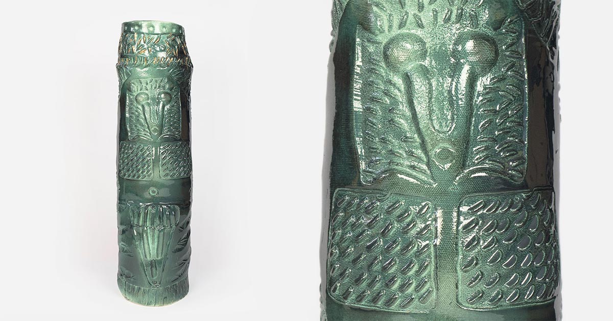 Giorgio Crisafi, Apparizione IV, ceramic column with layered relief and luster glaze, full view and detail