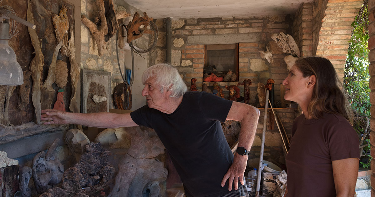Enzo Ragazzini with Valentina Puccioni in the outdoor studio space at Sarteano, Tuscany