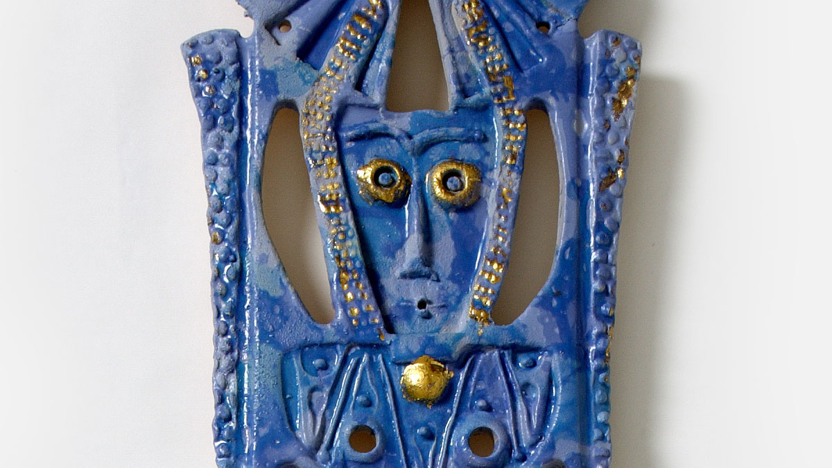 Detail of ceramic sculpture by Giorgio Crisafi showing totemic form, frontal structure, and layered glaze surface