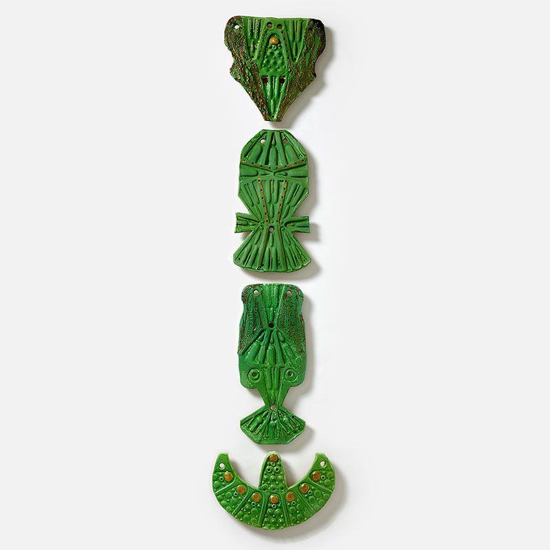 Figurative expressionist totemic sculpture by Giorgio Crisafi. Mainly green colors. Title: Bonds IX
