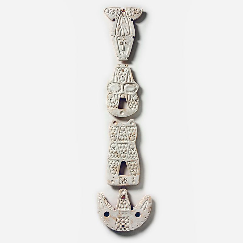 Figurative expressionist totemic sculpture by Giorgio Crisafi. Mainly white colors. Title: Bonds XVII